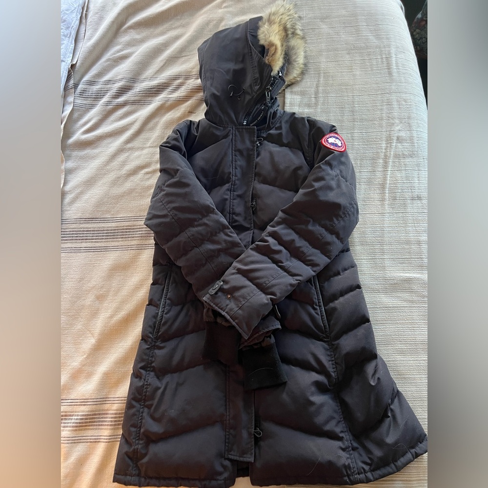 Canada Goose Lorette Parka in Navy